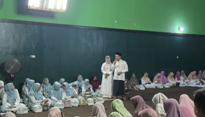 DESA MANGUNSARI MELAKSANAKAN KEGIATAN BERSIH BERSIH DESA DAN DOA BERSAMA