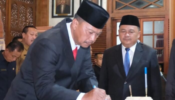 Di Pendopo yang Sarat Sejarah, Tri Hariadi Dilantik Jadi Pj Sekda, Mengisi Kekosongan dan Menjaga Ritme Birokrasi Tulungagung