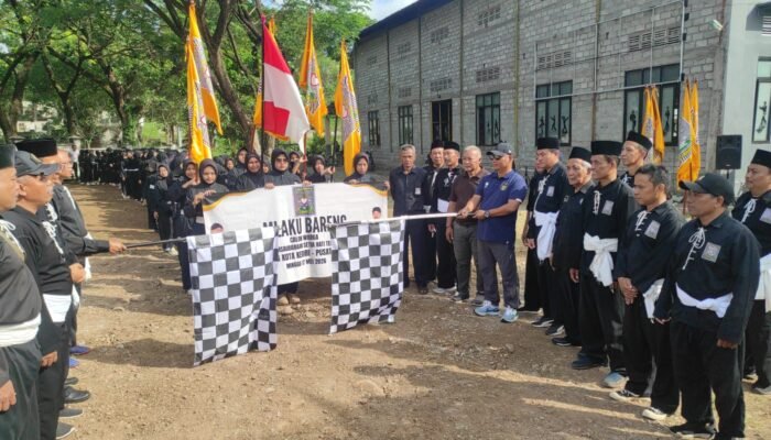 Ribuan Calon Warga PSHT Kota Kediri Pusat Madiun “Long March “Sebagai Bentuk Implementasi Ajaran