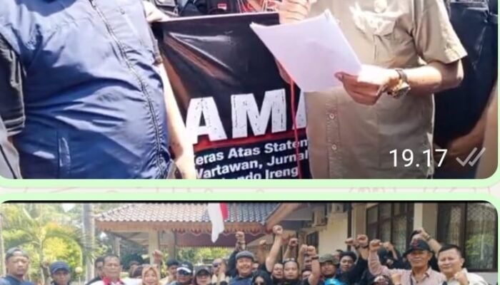 Sebut Jurnalis “Londo Ireng”, Ratusan Insan Pers dan LSM di Nganjuk Gelar Aksi Damai Tuntut Klarifikasi Presiden