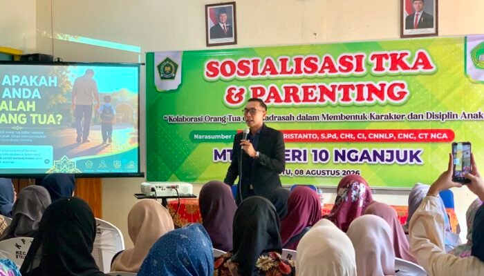 Tingkatkan Sinergi Pendidikan Karakter, MTsN 10 Nganjuk Gelar Seminar Parenting Bersama Pakar Komunikasi ​