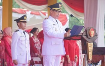 Bupati Madiun Memimpin Upacara Peringatan HUT ke-81 Kemerdekaan Republik Indonesia di Alun-Alun Reksogati Caruban