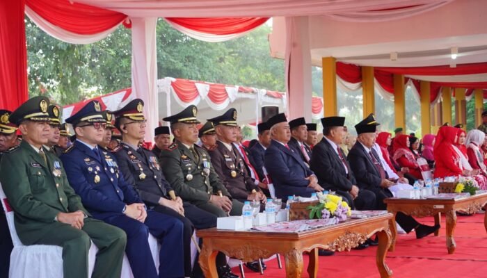Bupati Madiun Memimpin Upacara Peringatan HUT ke-81 Kemerdekaan Republik Indonesia di Alun-Alun Reksogati Caruban