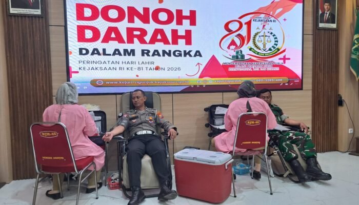 Polres Nganjuk Ambil Bagian dalam Aksi Donor Darah di Harlah Kejaksaan ke-81