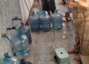 Diyakini Punya Khasiat Menyembuhkan, Air Galon dari Rumah Harto di Sonoageng Diserbu Warga Setiap Hari