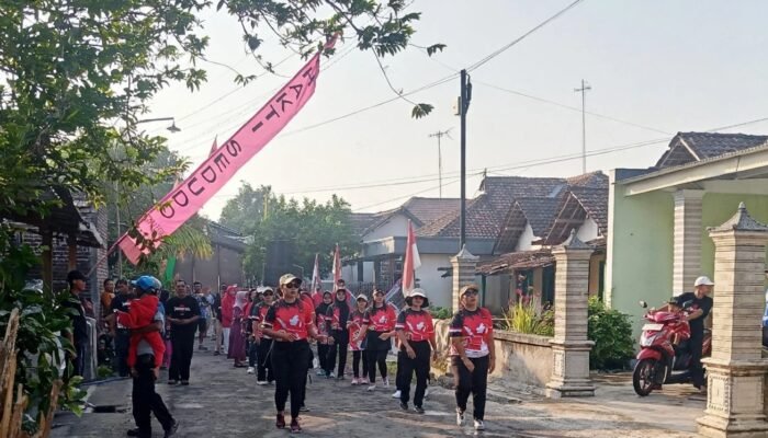 Merajut Kebersamaan, Warga Balongrejo Nganjuk Rayakan HUT Ke-81 RI dengan Jalan Santai hingga Doorprize Kambing