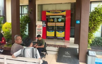 Samsat Ponorogo Melalui Program “Polantas Karib” Bukti Polisi Hadir Lebih Dekat Dengan Masyarakat